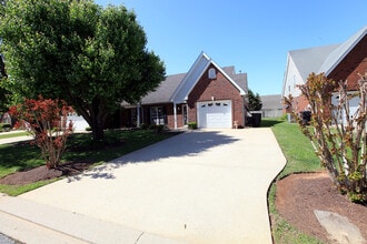 1905 Thomas Ct in Murfreesboro, TN - Building Photo - Building Photo