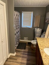 142 Wanda Ave in Canton, GA - Foto de edificio - Building Photo