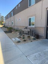 240 N 2nd St in Port Hueneme, CA - Building Photo