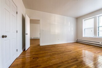 4653-59 W Jackson Blvd Chicago, IL 60644 in Chicago, IL - Foto de edificio - Building Photo