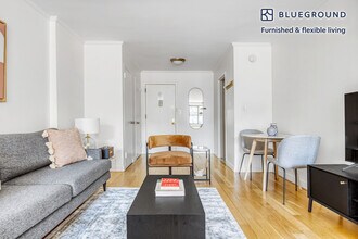 145 4th Ave in New York, NY - Building Photo - Building Photo