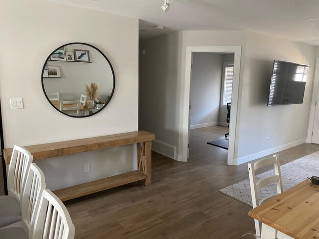 2485 Idiens Way in Courtenay, BC - Building Photo - Building Photo