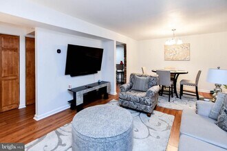 8317 Canning Terrace in Greenbelt, MD - Building Photo - Building Photo