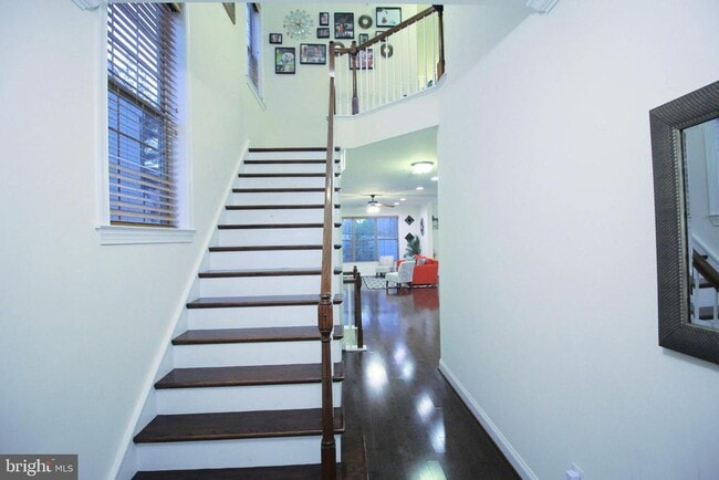 property at 4 Stonehaven Cir