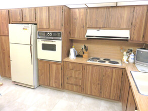 5780 Fernley Dr W in West Palm Beach, FL - Building Photo - Building Photo