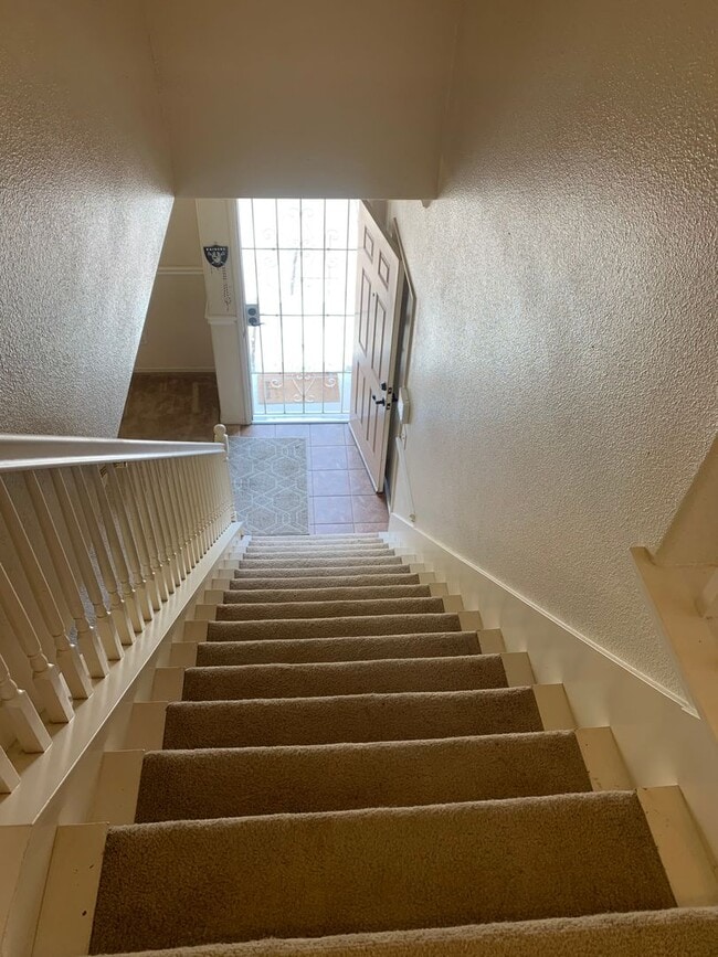 13410 Crocus Way in Armona, CA - Building Photo - Building Photo