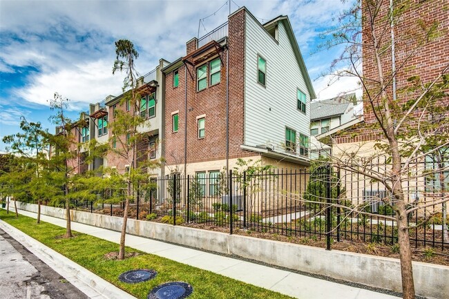 property at 4316 Hartford St