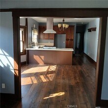 1227 W 51st St in Los Angeles, CA - Building Photo - Building Photo