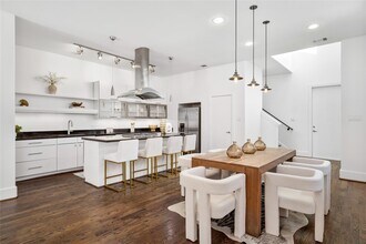 5523 Darling St in Houston, TX - Building Photo - Building Photo