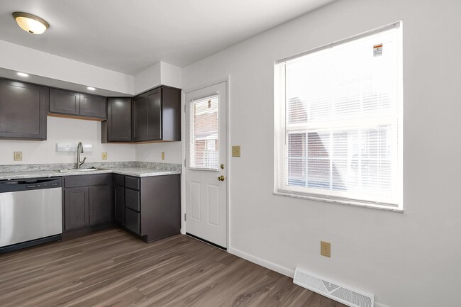 Hamilton Arms Apartments