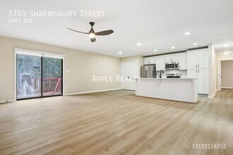 3705 Shrewsbury St in Durham, NC - Foto de edificio - Building Photo