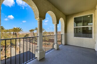 2555 Hampton Rd, Unit 4302 in Henderson, NV - Building Photo - Building Photo