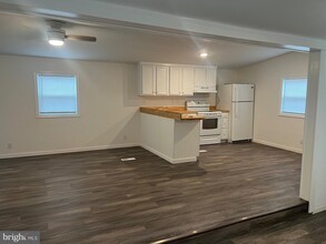 21 Jacob St in Berkeley Springs, WV - Building Photo - Building Photo