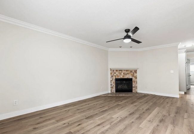 4779 Seminole Dr, Unit 109 in San Diego, CA - Building Photo - Building Photo