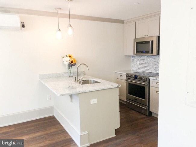 1302 East Capitol St NE in Washington, DC - Building Photo - Building Photo