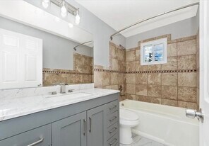 2100 Ashburton St, Unit 2100 Ashburton in Baltimore, MD - Building Photo