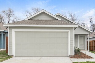 110 Willow Wy, Unit 1S in Wilmer, TX - Building Photo