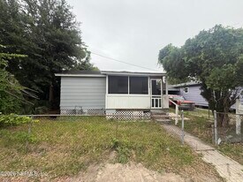 1448 Union St W in Jacksonville, FL - Building Photo