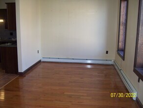 751 N Salina St, Unit 1 in Syracuse, NY - Foto de edificio - Building Photo