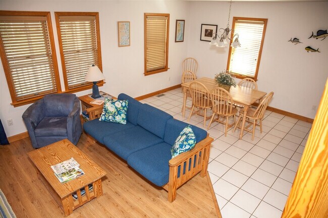 48184 Decoy Dr in Buxton, NC - Building Photo - Building Photo