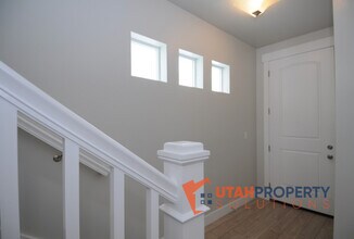 14801 Garrison Ln in Herriman, UT - Building Photo - Building Photo