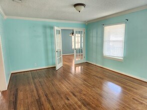 3221 Lawnview St in Corpus Christi, TX - Building Photo - Building Photo