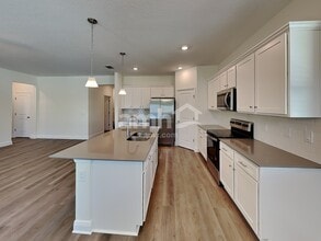 1044 Heavenly Dr in St. Cloud, FL - Building Photo - Building Photo