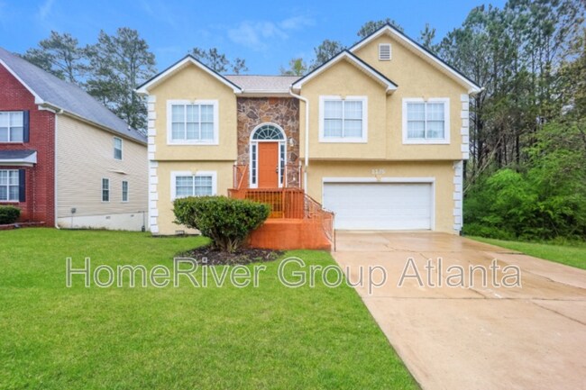 property at 2175 Lake Royale Dr
