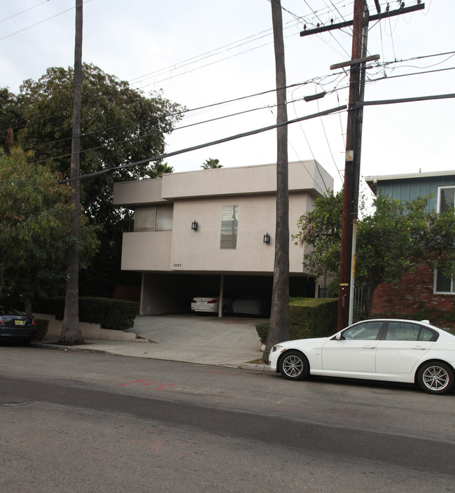 1807 Taft Ave in Los Angeles, CA - Building Photo - Building Photo