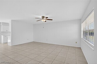 3408 Poinciana St in Naples, FL - Building Photo - Building Photo