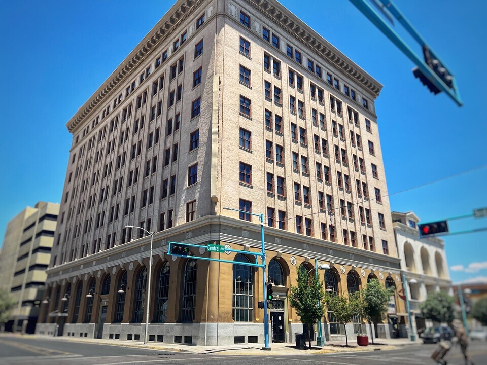 219 Central Ave NW in Albuquerque, NM - Building Photo
