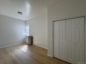 13 Center St in Middletown, NY - Building Photo - Building Photo