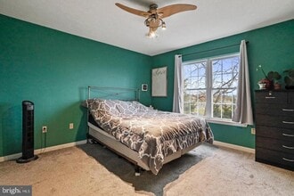 302 Freeton Ct in Stephens City, VA - Building Photo - Building Photo