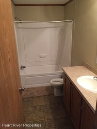 218 2nd St NE photo'