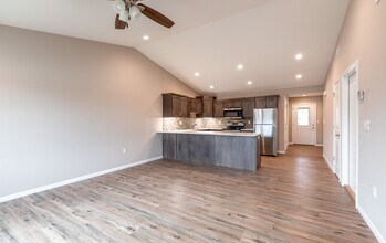 1405 St Marias St in Rolla, MO - Building Photo - Building Photo