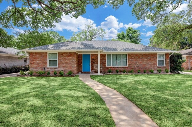 3807 Murworth Dr