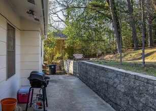 1408 5 Mile Rd-Unit -Unit 1 in Birmingham, AL - Foto de edificio - Building Photo