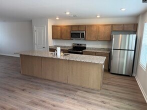 3040 Hallsdale Dr in Elgin, SC - Building Photo - Building Photo