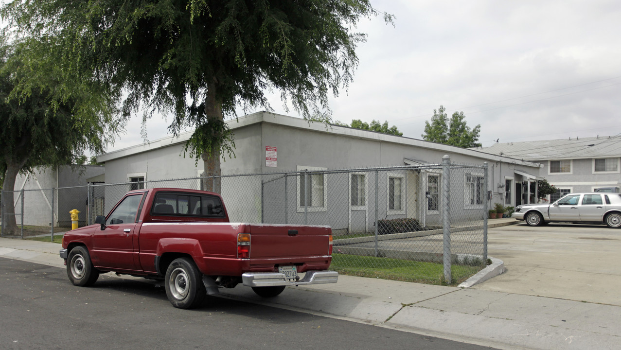 Virginia's Apartments in Ontario, CA - Building Photo