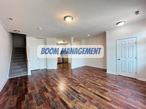 331 Gilman Ln in Raleigh, NC - Building Photo - Building Photo