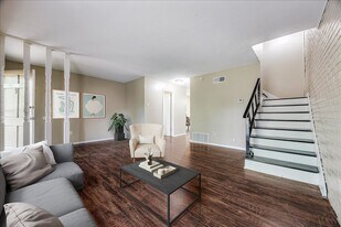 Chambliss Village in Memphis, TN - Building Photo