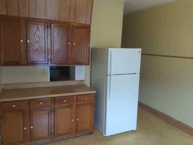 2060 Kennedy Ave photo'