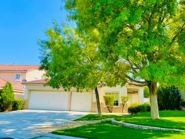 268 Canyon Spirit Dr in Henderson, NV - Building Photo - Building Photo