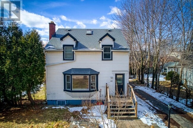 property at 142 Ewen Rd