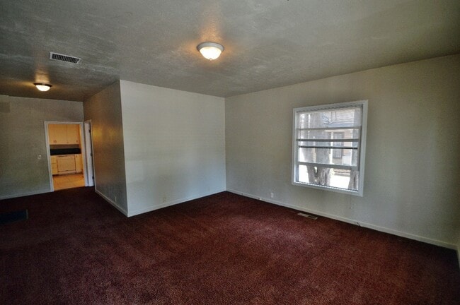 518 W 6th St in Chico, CA - Building Photo - Building Photo