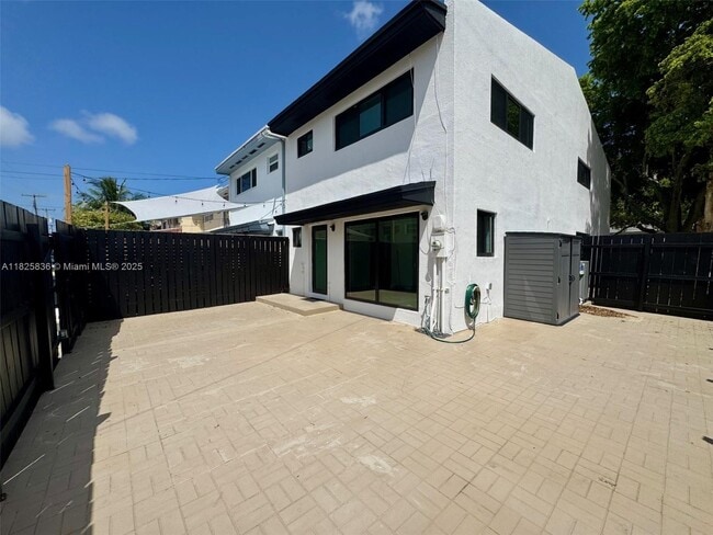 property at 1903 Sans Souci Blvd