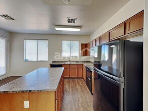 9360 W Payson Rd in Tolleson, AZ - Building Photo - Building Photo
