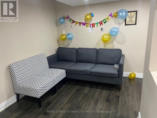 125 Don Minaker Dr in Brampton, ON - Building Photo - Building Photo