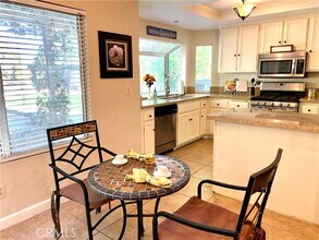 23201 W Vail Dr in Los Angeles, CA - Building Photo - Building Photo