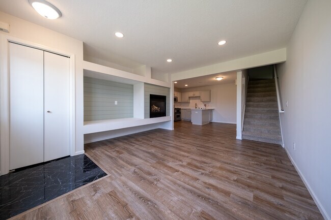 2246 Flamingo Dr in Shakopee, MN - Building Photo - Building Photo